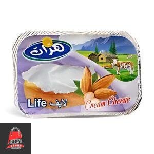 پنیر خامه ای لایف